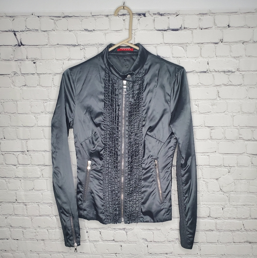 Prada Milano Nylon jacket! Very rare! Size 44